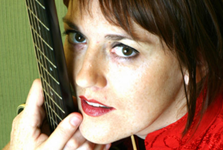 María José canta por Labordeta