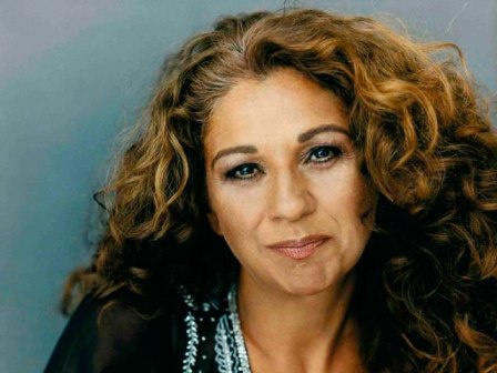 Lolita Flores