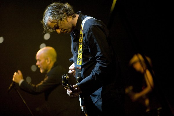 Efemeride musical 6 de diciembre Peter Buck